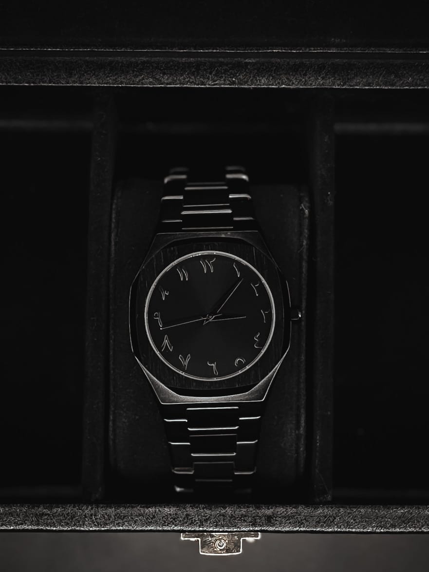 BLACK ARABIC AURA WATCH (STAINLESS STEEL) | HEAVY WEIGHT
