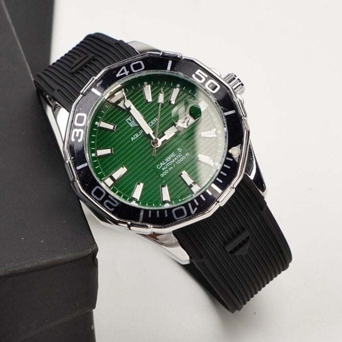 Tag Heuer Aquaracer Calibre 5 - 43mm - S-728