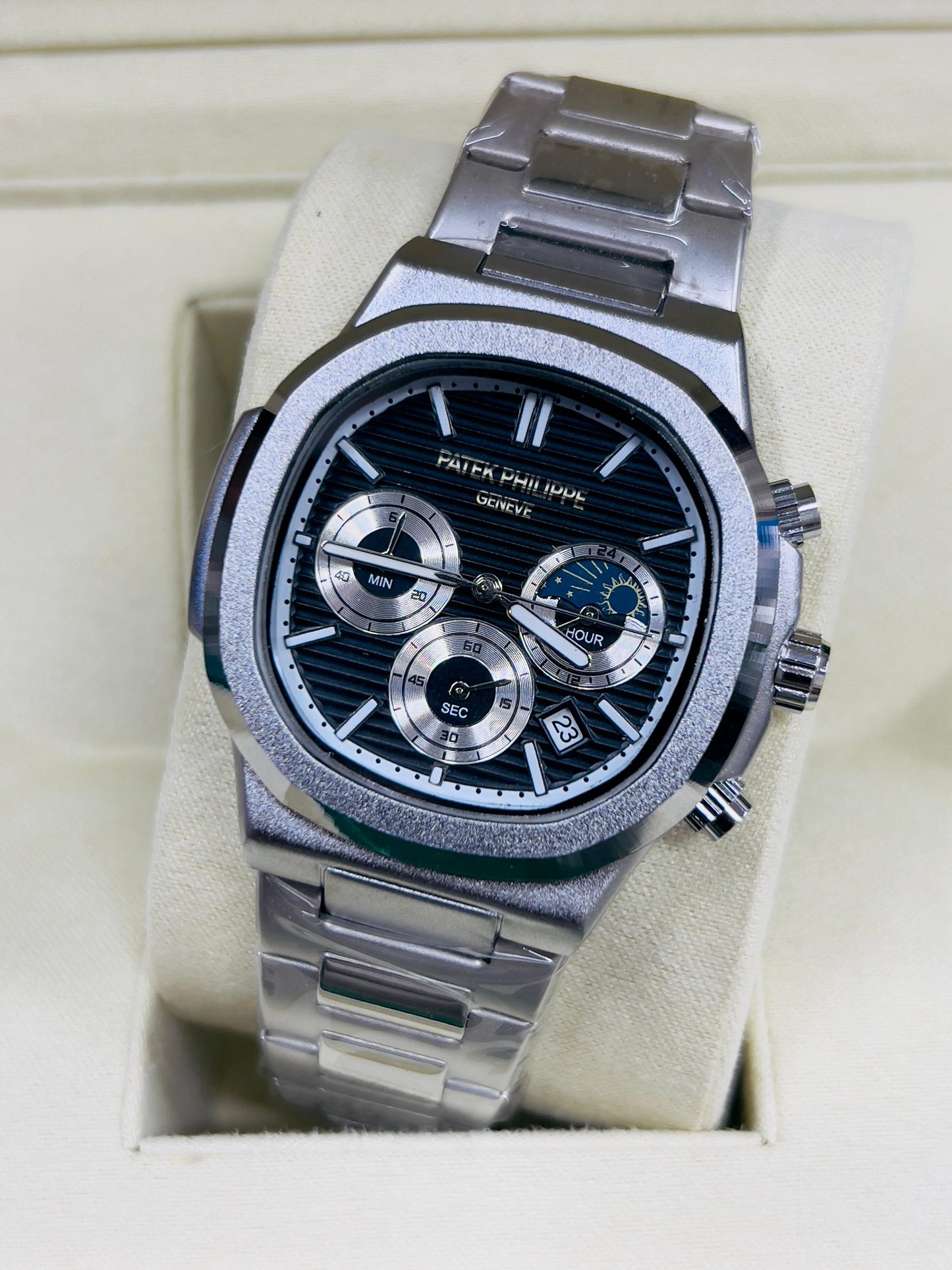 Patek Philliphe – 40mm – C-01